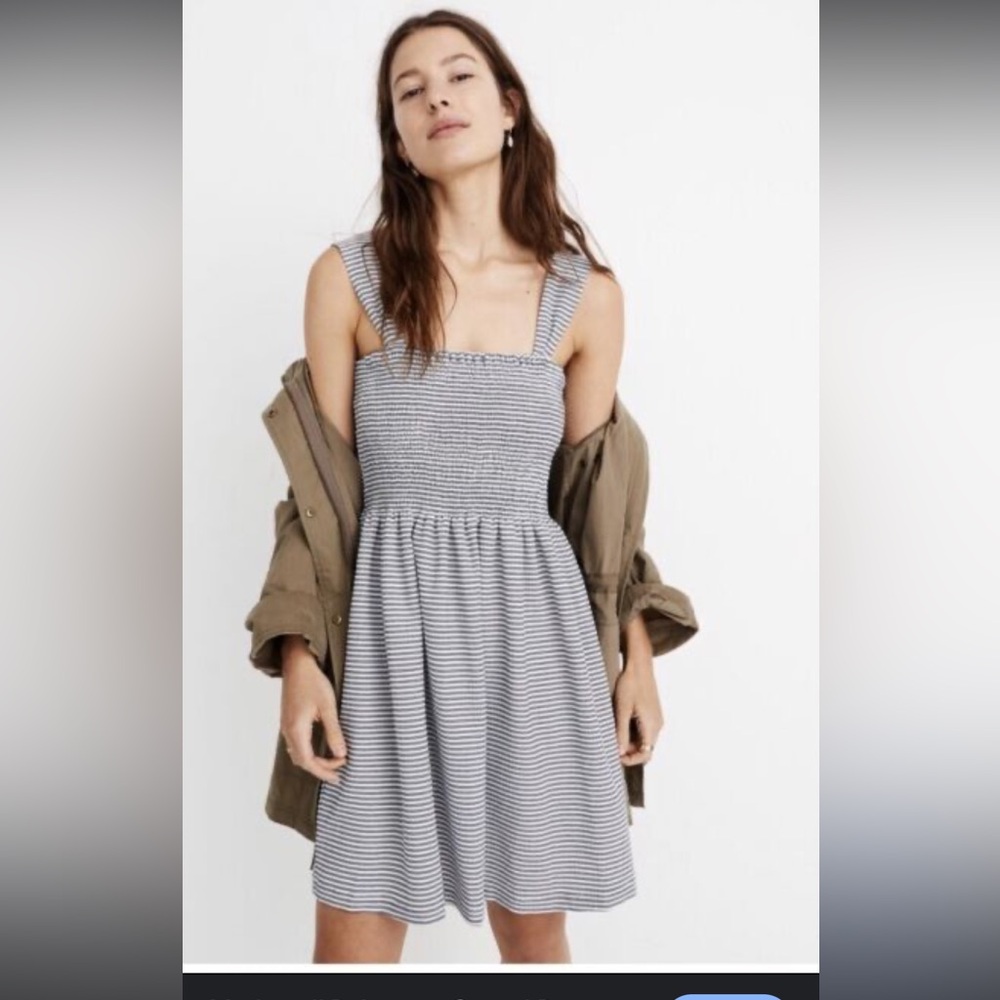 Madewell Texture & Thread Smocked Dress in Stripe XXS
